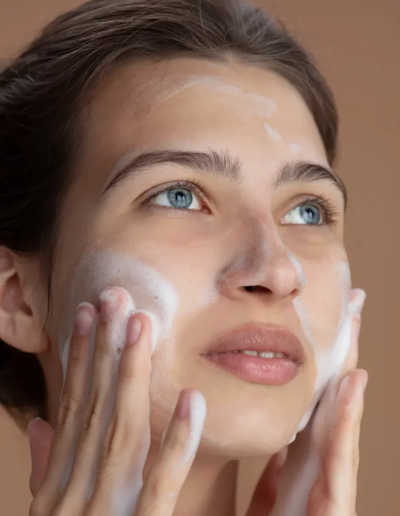 بهترین فوم شستشوی صورت روشن کننده